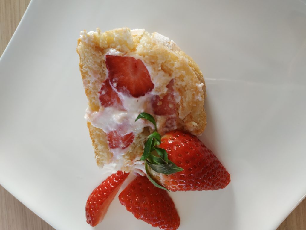 Recette Charlotte aux fraises au fromage blanc facile et légère